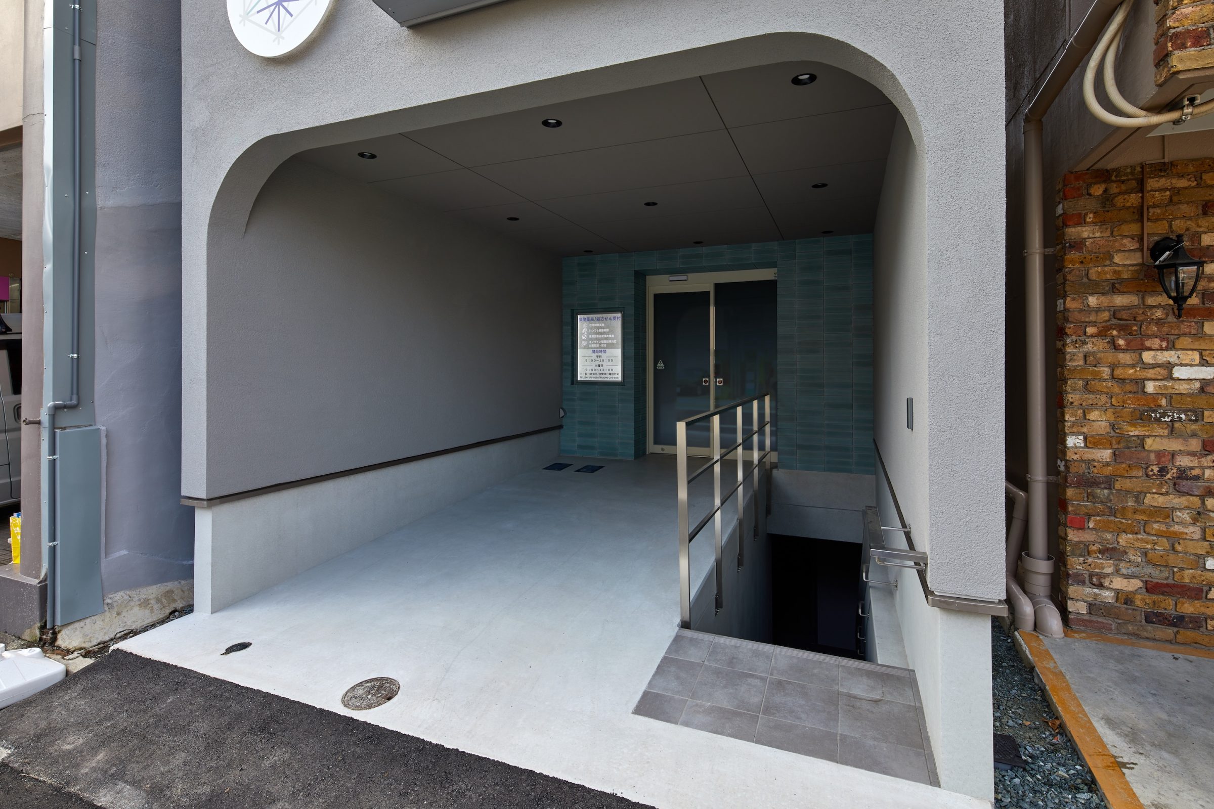 シン・空間研究所の「ひのくに薬局」施工事例 フォトギャラリー